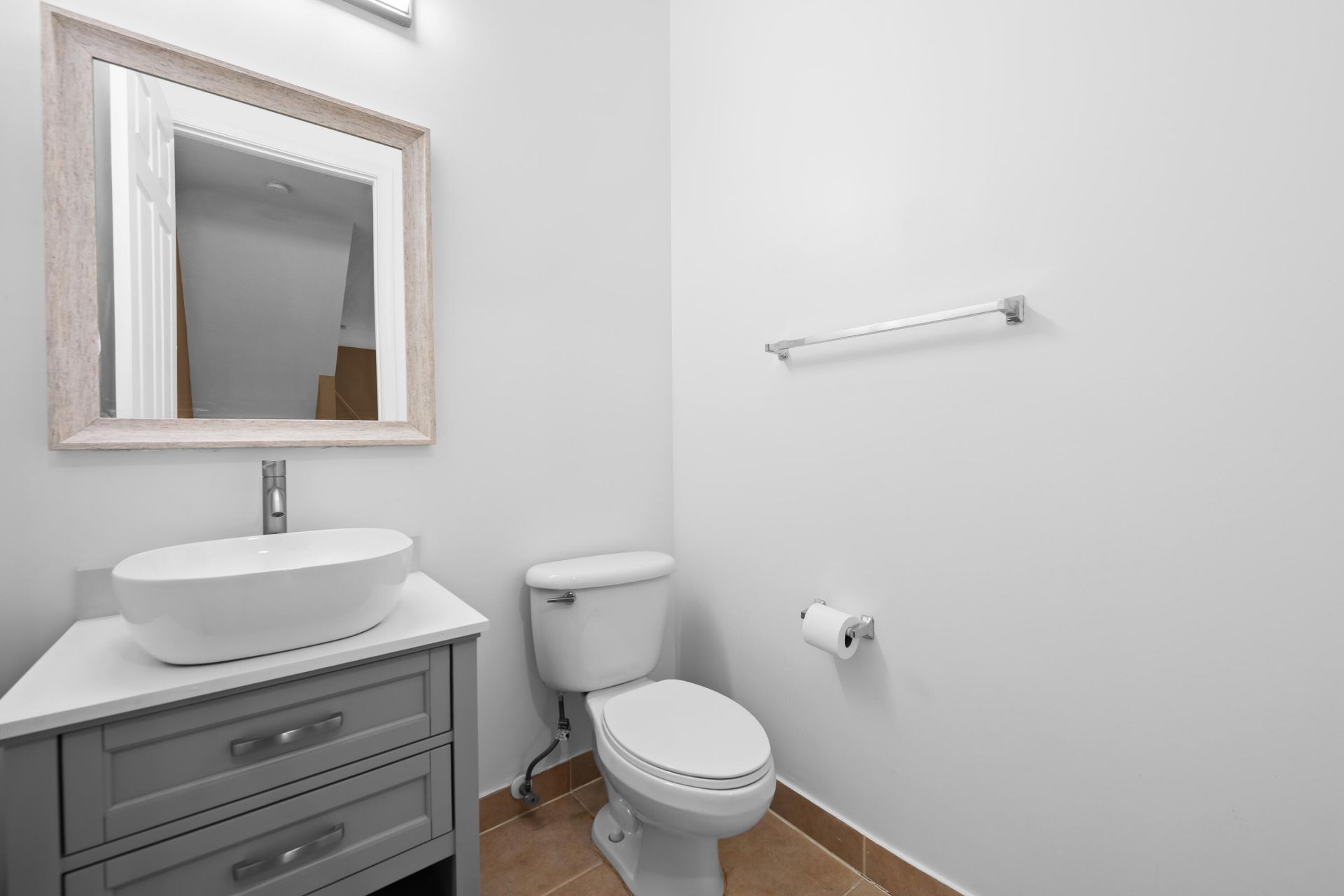 1033 NE 17th Way, Unit 905, Fort Lauderdale, FL 33304 Photo