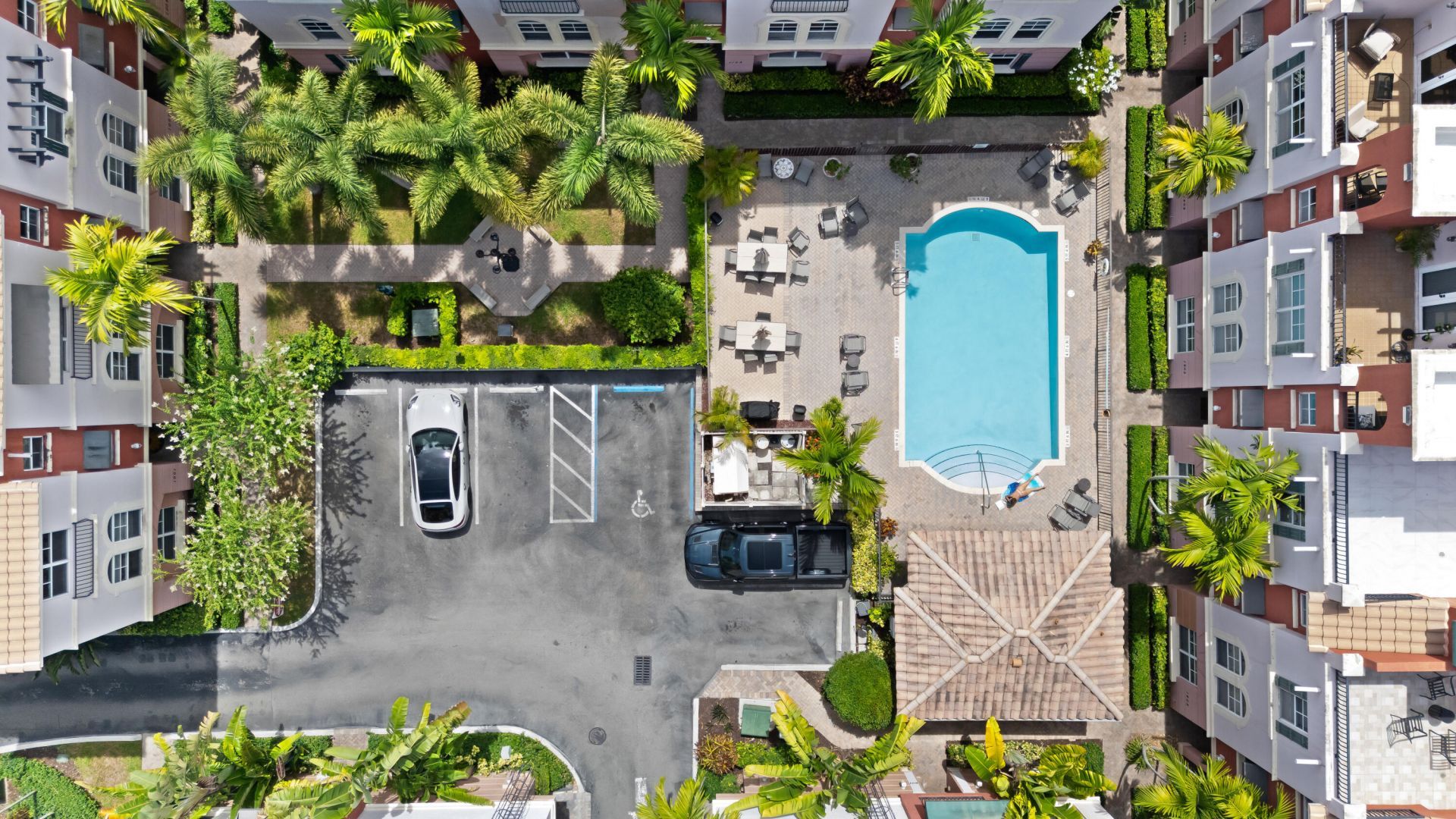 1033 NE 17th Way, Unit 905, Fort Lauderdale, FL 33304 Photo