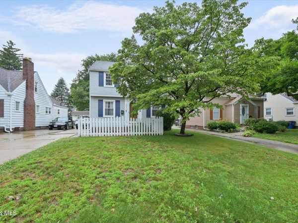 3827 Doty Drive, Toledo, OH 43613