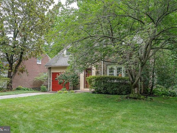 525 W BEECHTREE LANE, WAYNE, PA 19087