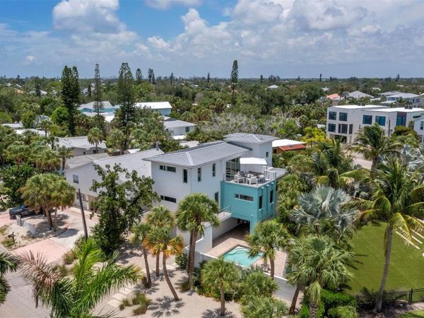 471 ISLAND CIRCLE, SARASOTA, FL 34242