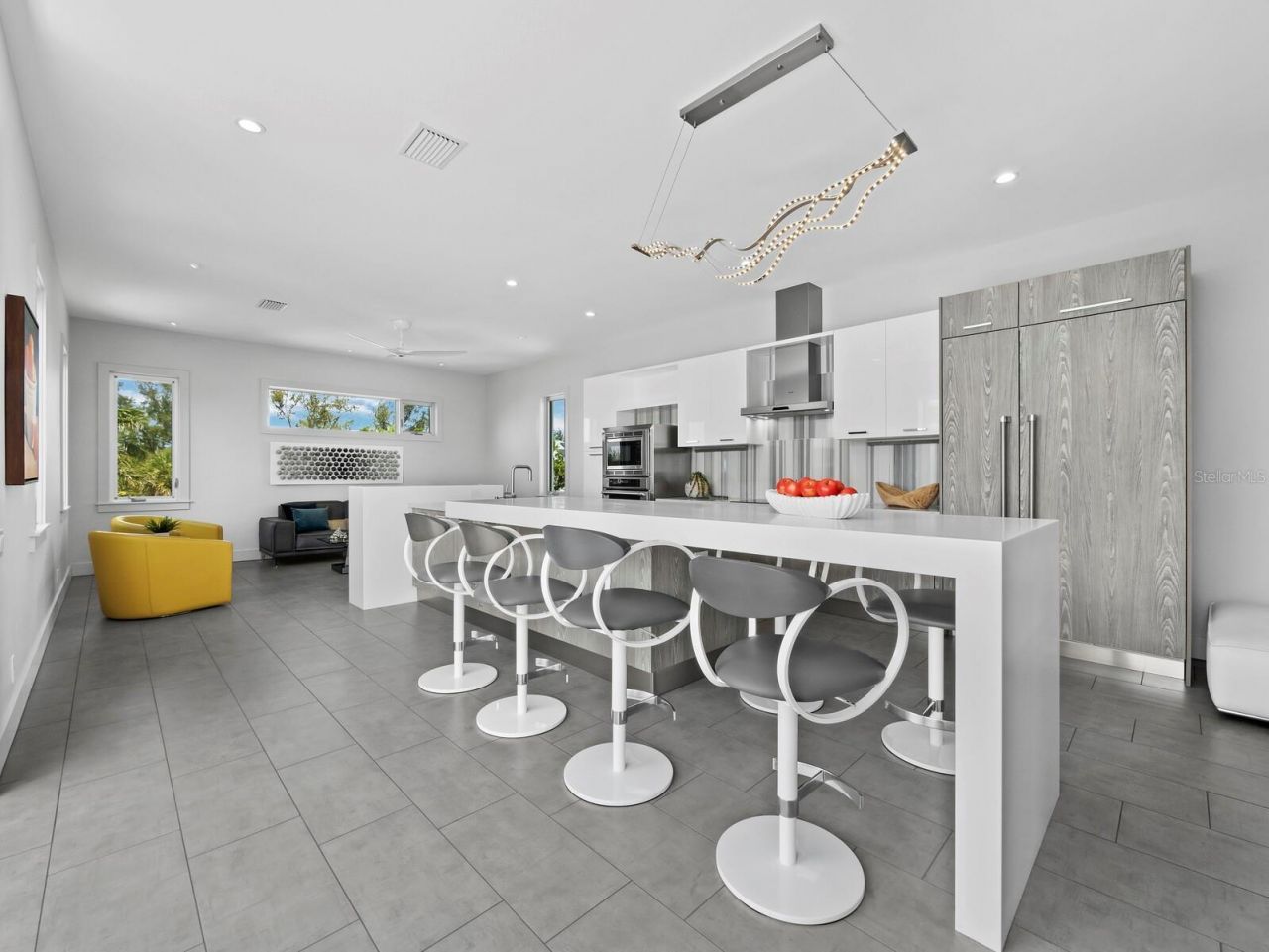 471 Island Circle, Sarasota, FL 34242 Photo