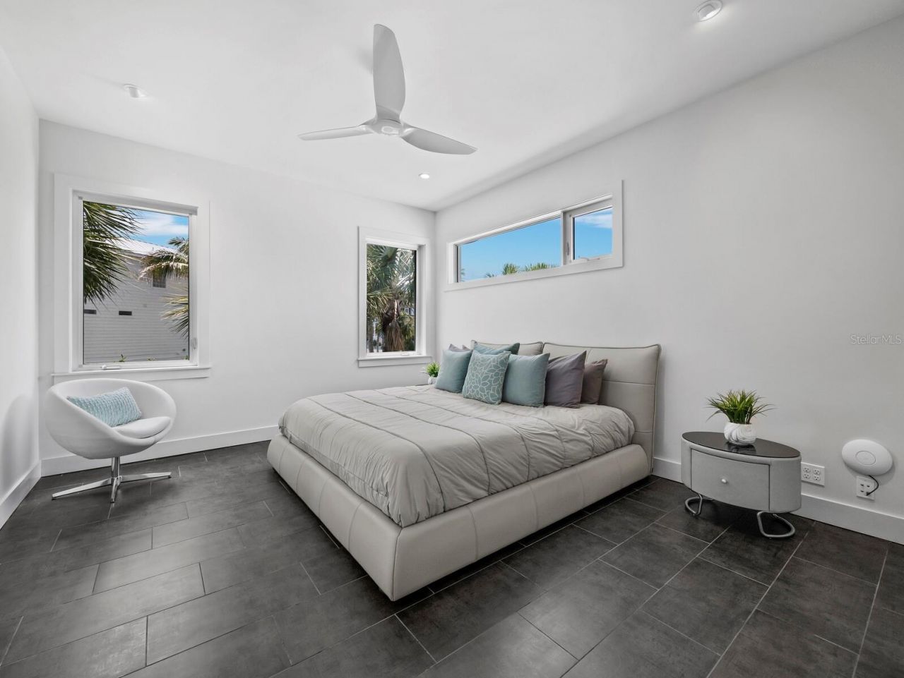 471 Island Circle, Sarasota, FL 34242 Photo