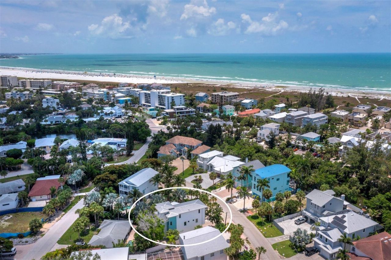 471 Island Circle, Sarasota, FL 34242 Photo