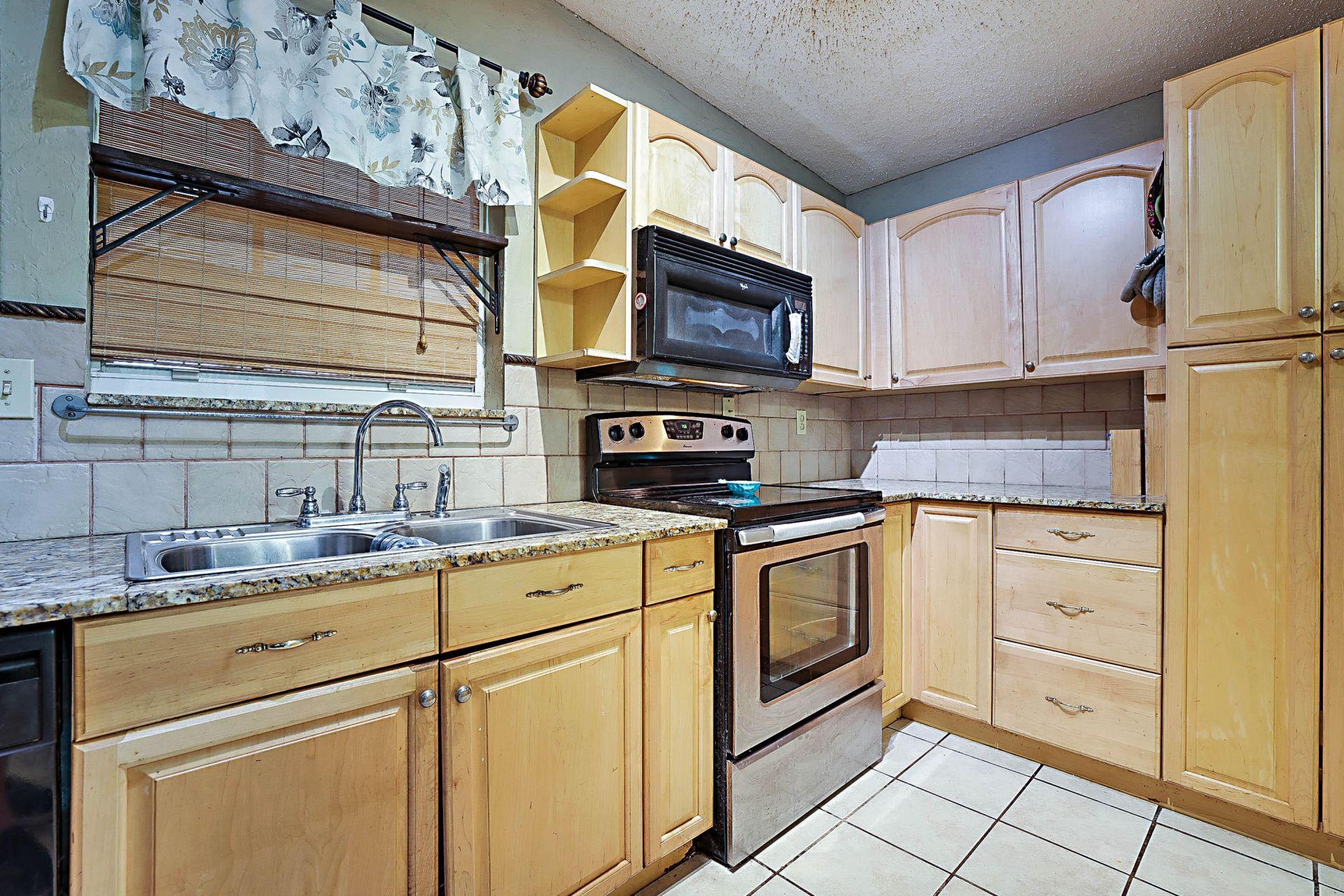 764 Camellia Drive, Royal Palm Beach, FL 33411 Photo