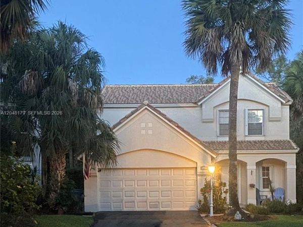 3871 Jasmine Ln , Coral Springs, FL 33065