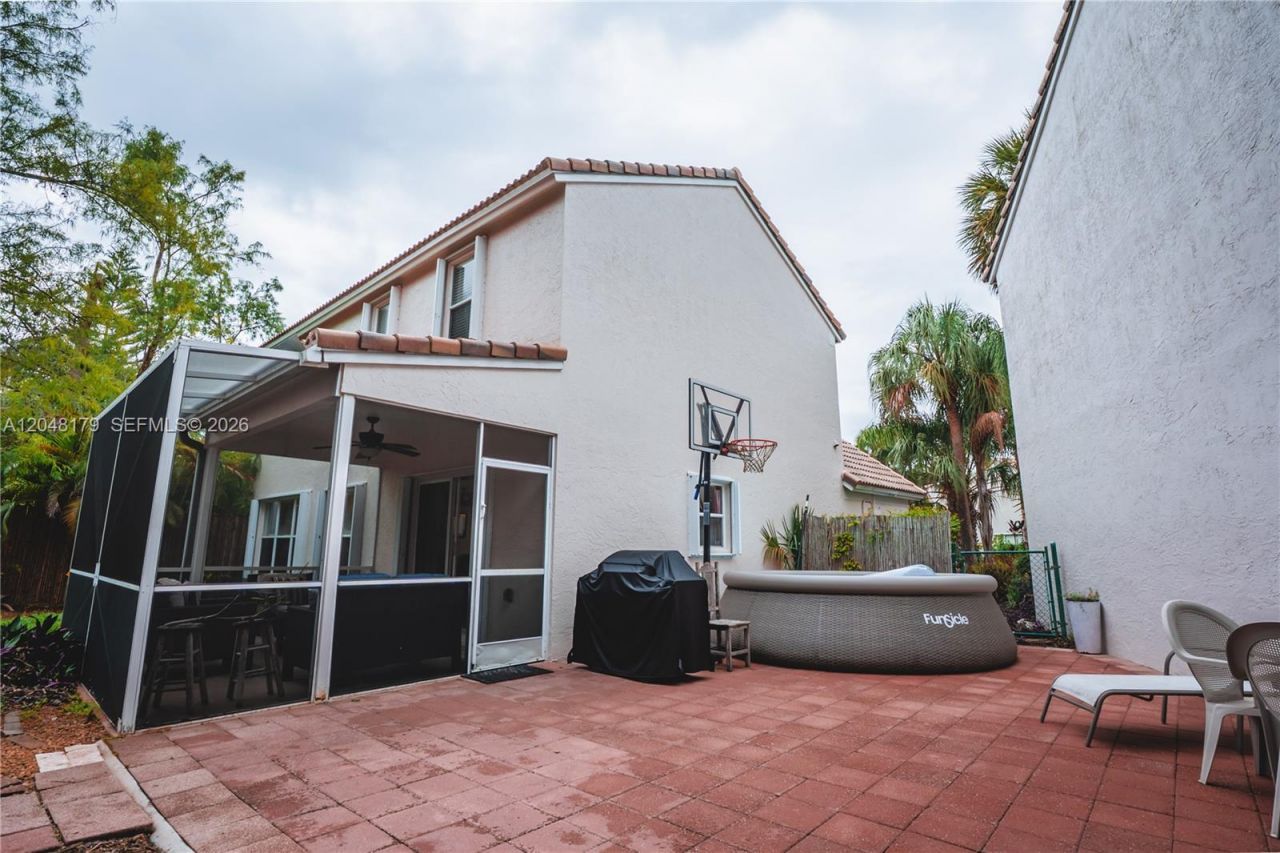 3871 Jasmine Ln, Coral Springs, FL 33065 Photo