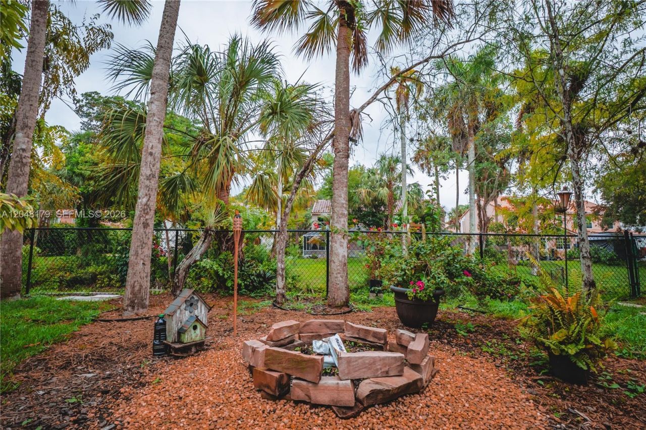 3871 Jasmine Ln, Coral Springs, FL 33065 Photo