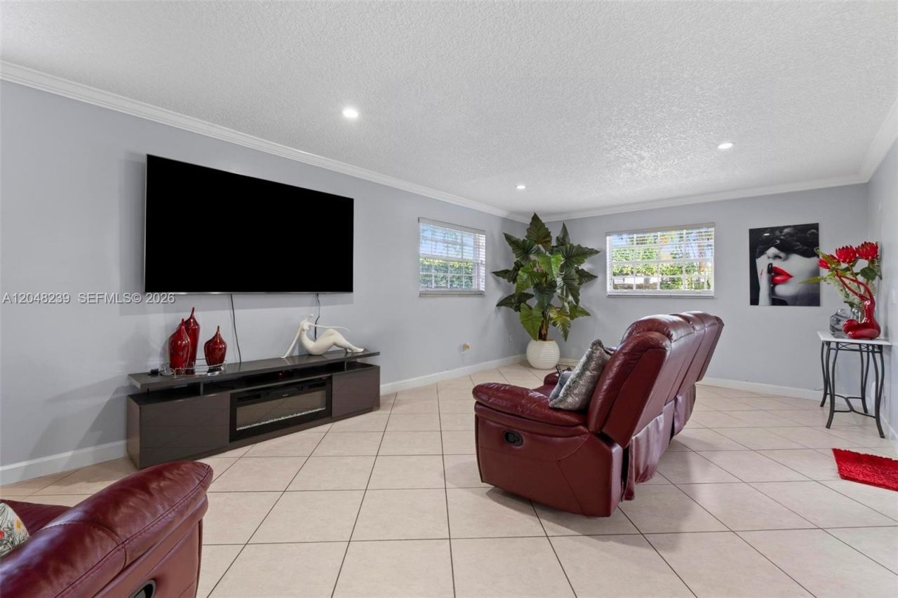 14012 SW 38th Ter , Miami, FL 33175 Photo