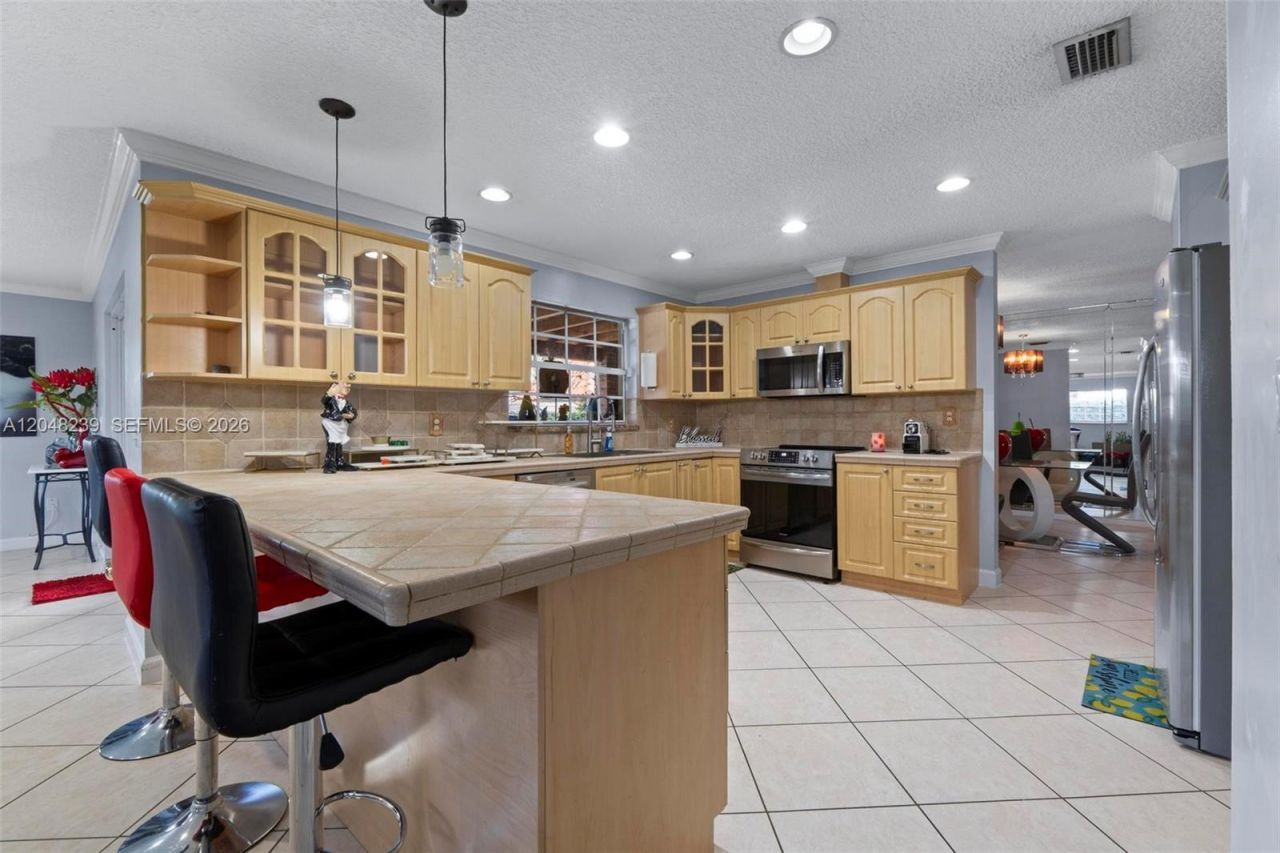 14012 SW 38th Ter, Miami, FL 33175 Photo