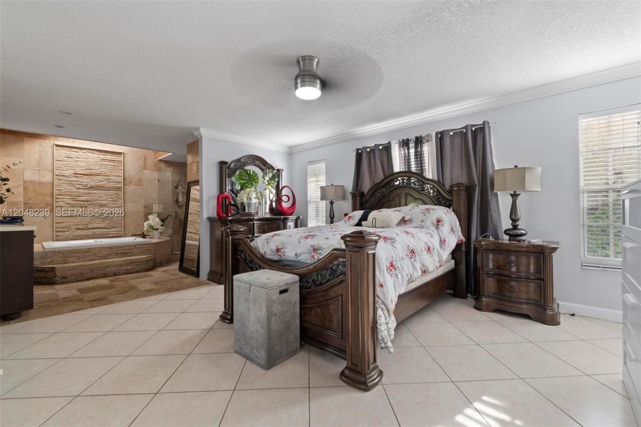 14012 SW 38th Ter, Miami, FL 33175 Photo