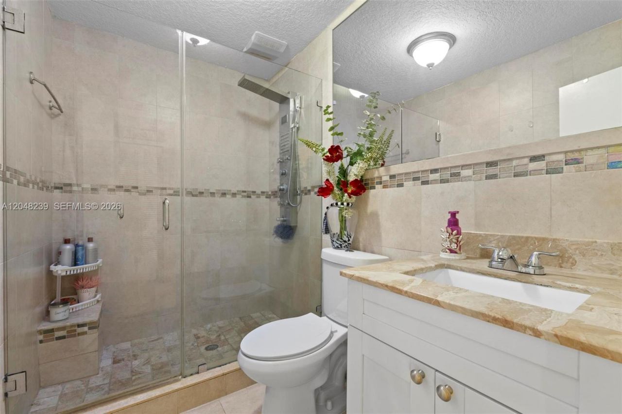 14012 SW 38th Ter , Miami, FL 33175 Photo