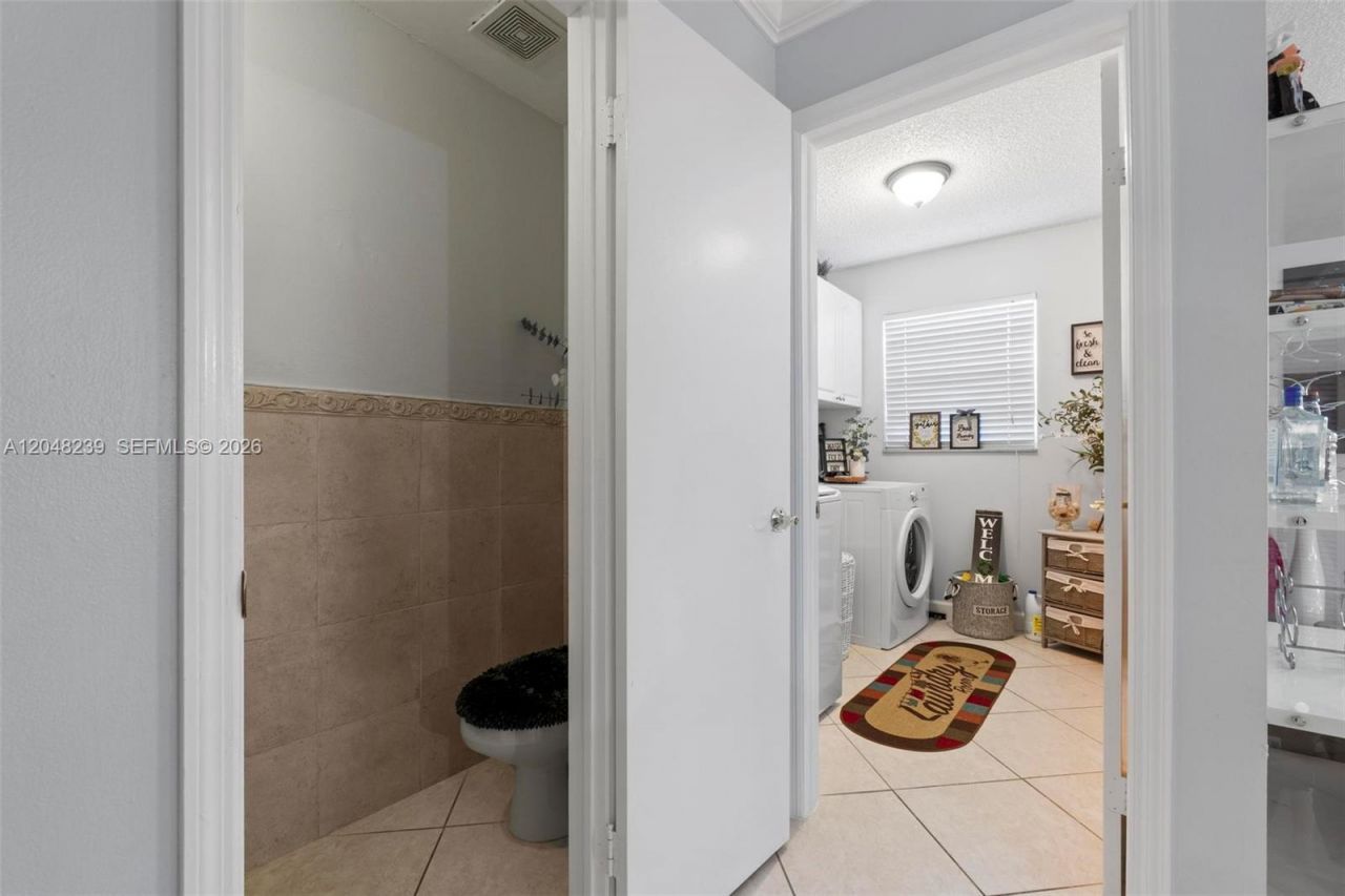 14012 SW 38th Ter , Miami, FL 33175 Photo