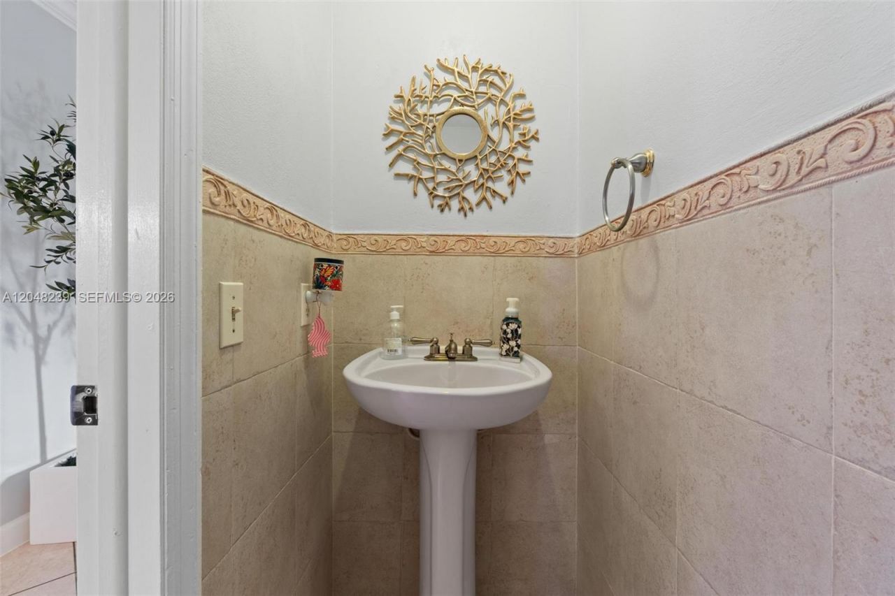 14012 SW 38th Ter , Miami, FL 33175 Photo