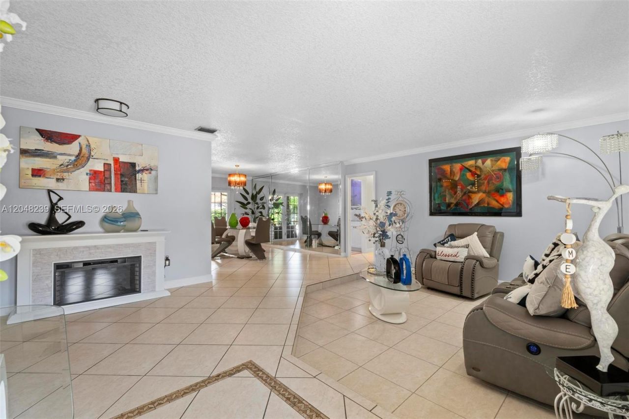 14012 SW 38th Ter, Miami, FL 33175 Photo
