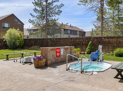 2031 Venice Drive, Unit 327, South Lake Tahoe, CA 96150 Photo
