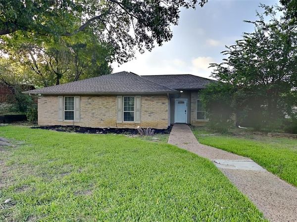 1608 Railhead Place, Carrollton, TX 75007