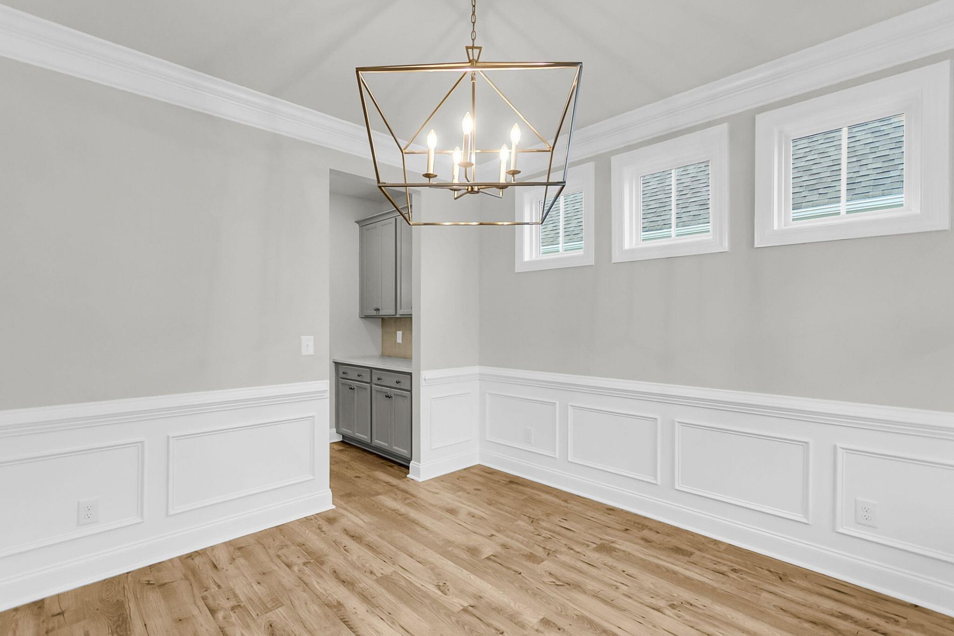 303 Cherry Orchard Drive Photo 14