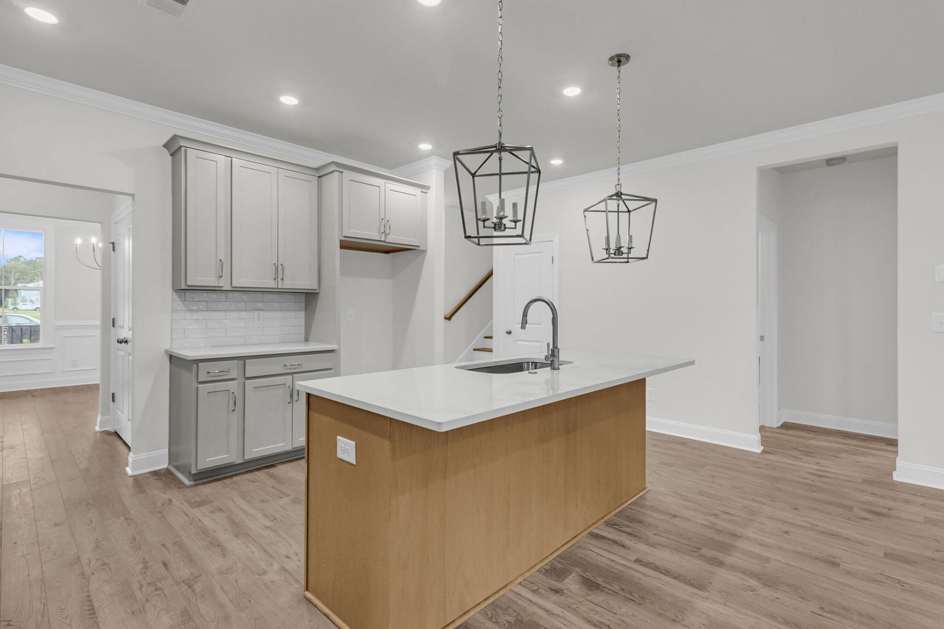 303 Cherry Orchard Drive Photo 14