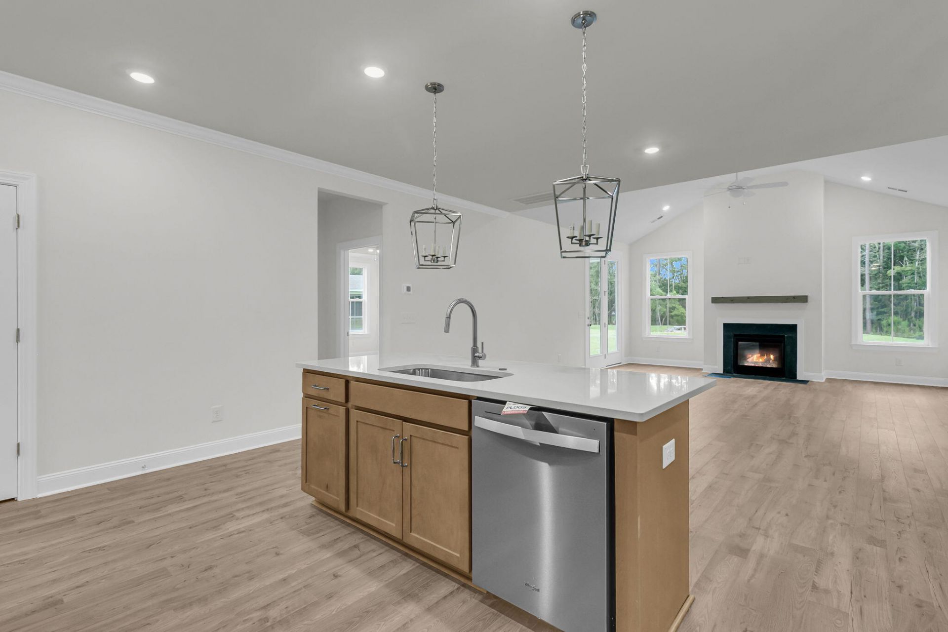 303 Cherry Orchard Drive Photo 16