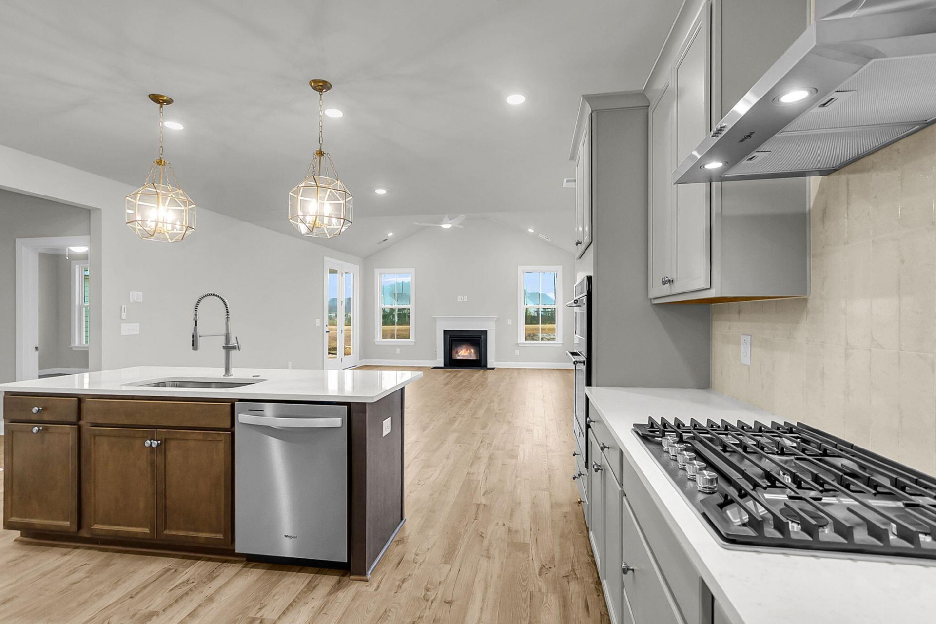 303 Cherry Orchard Drive Photo 17
