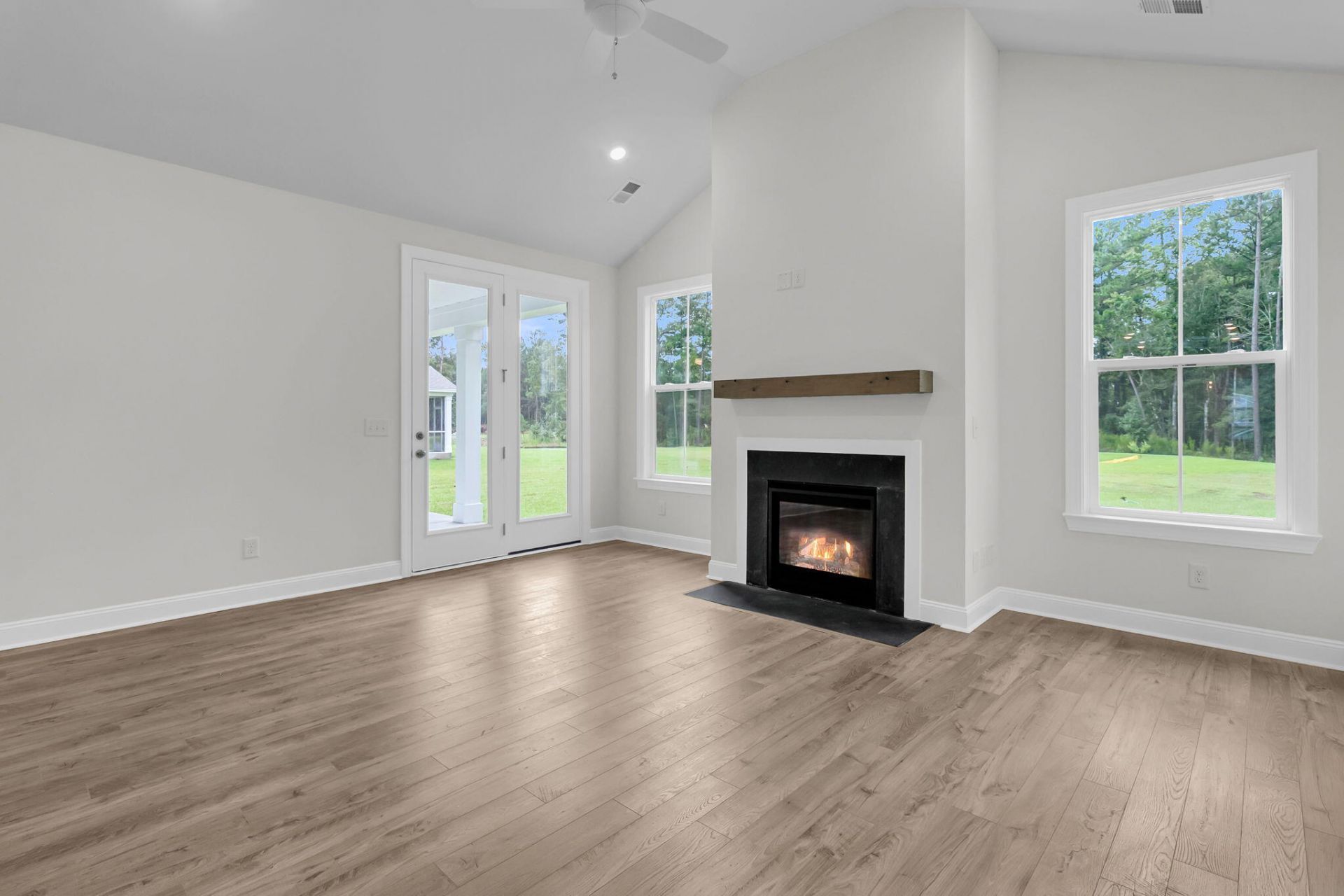 303 Cherry Orchard Drive Photo 19