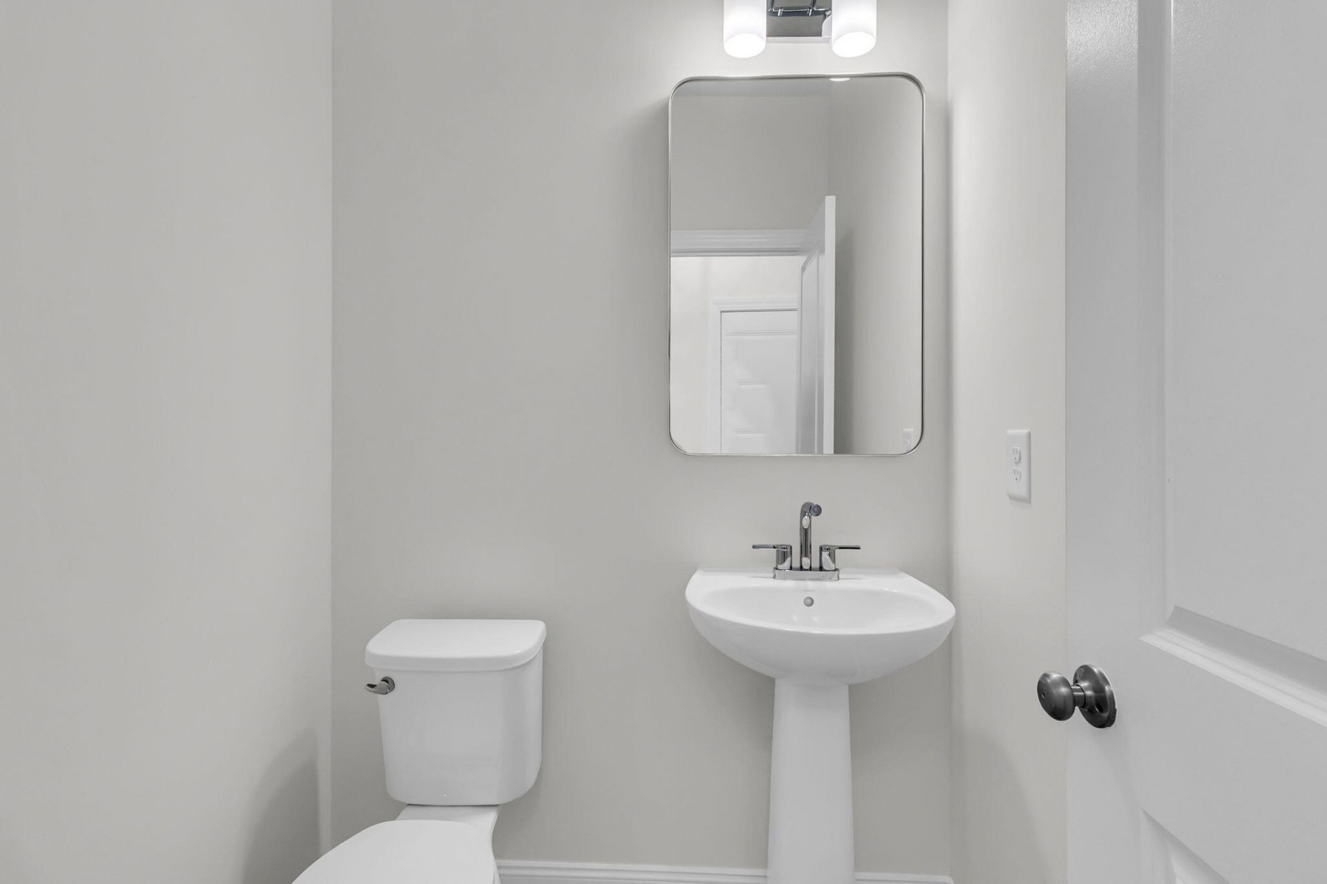 303 Cherry Orchard Drive Photo 31