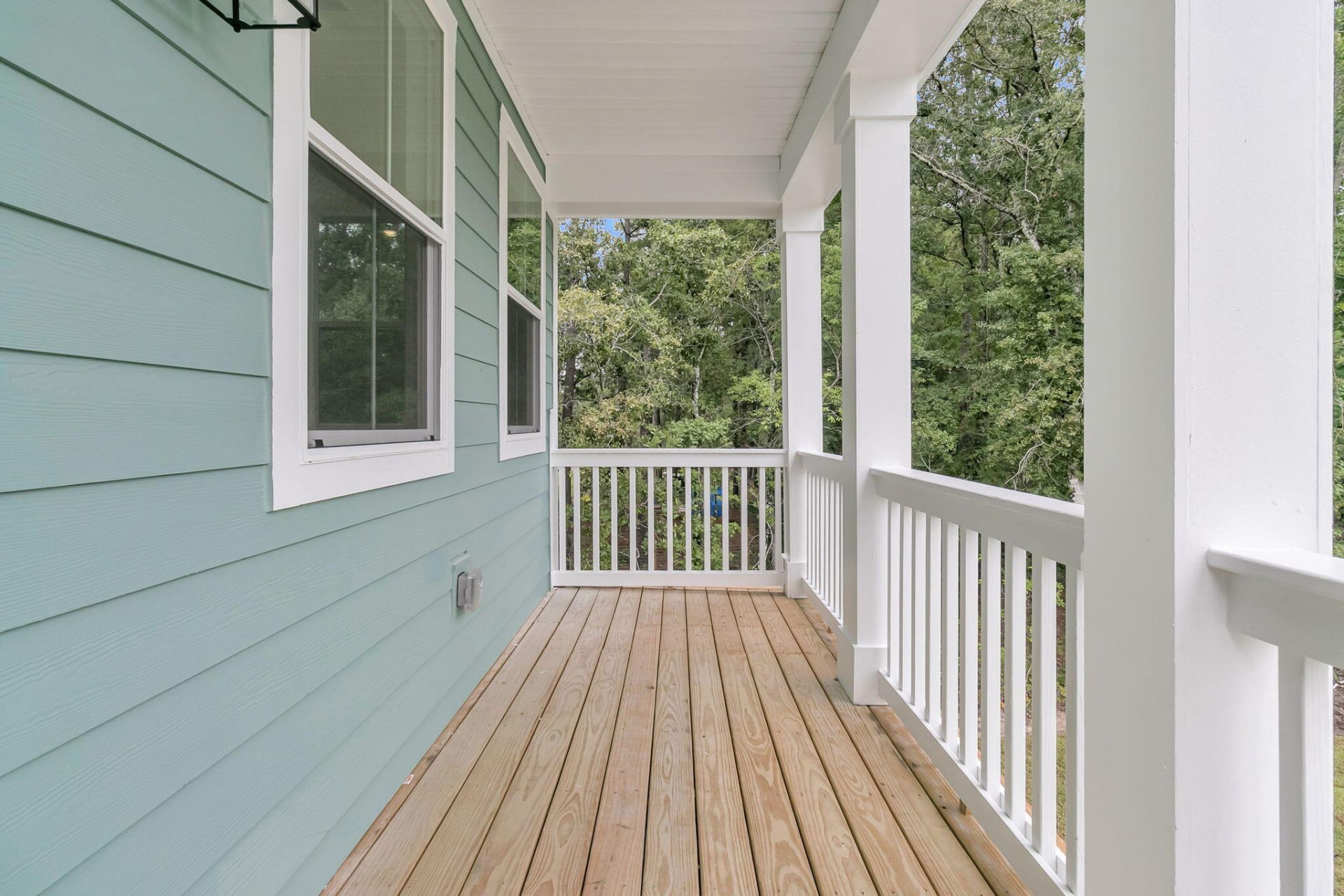 303 Cherry Orchard Drive Photo 32