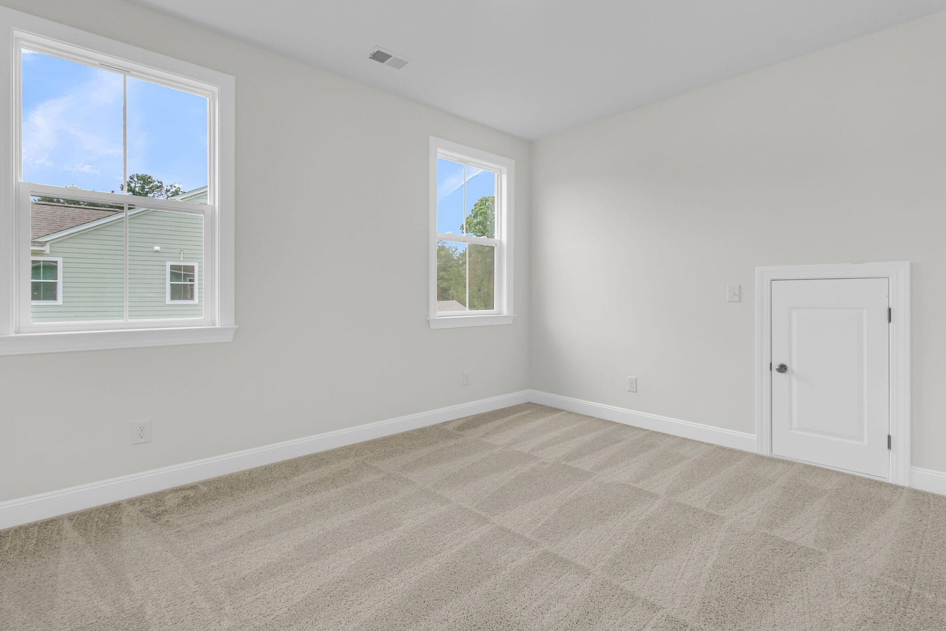 303 Cherry Orchard Drive Photo 36