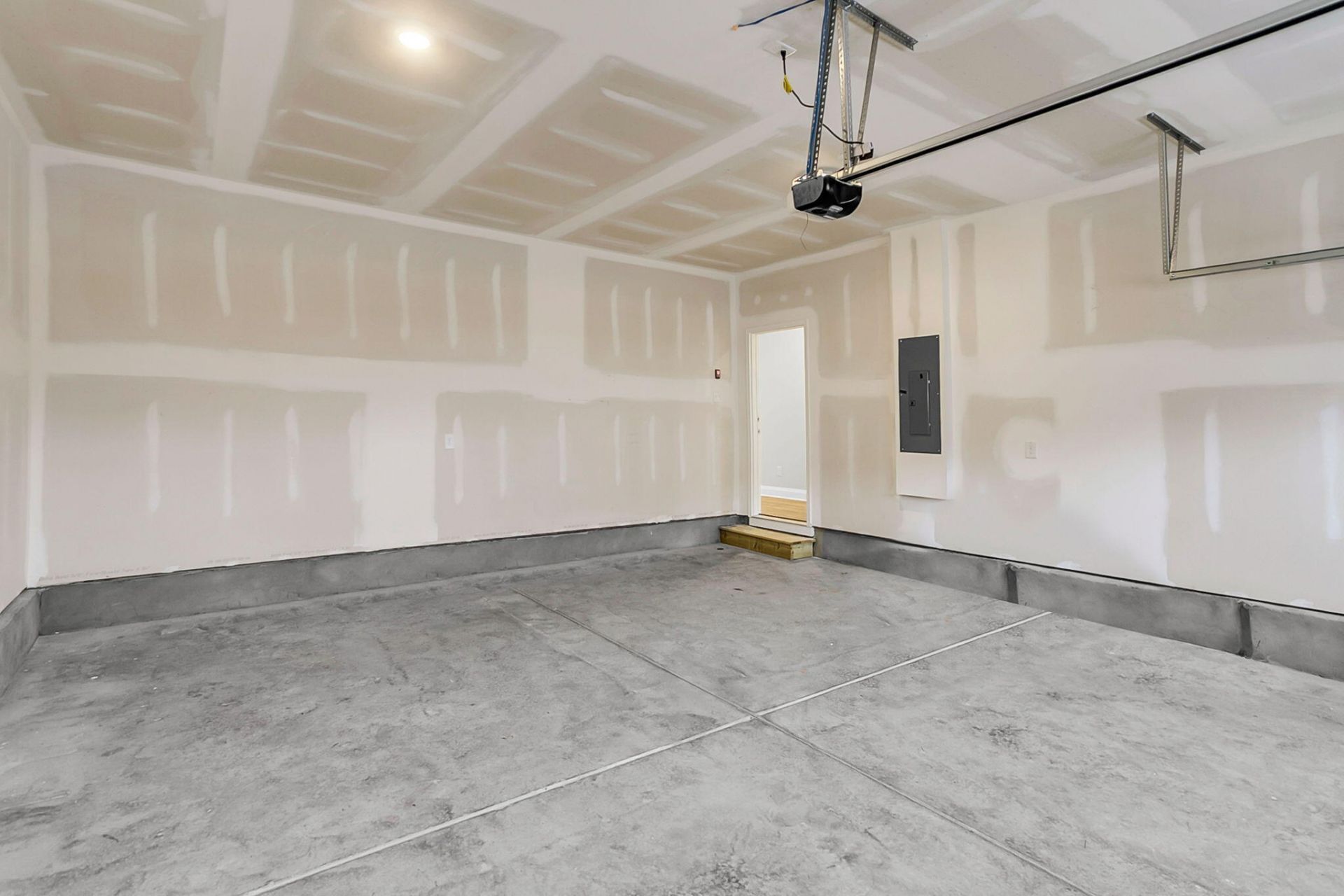 303 Cherry Orchard Drive Photo 37