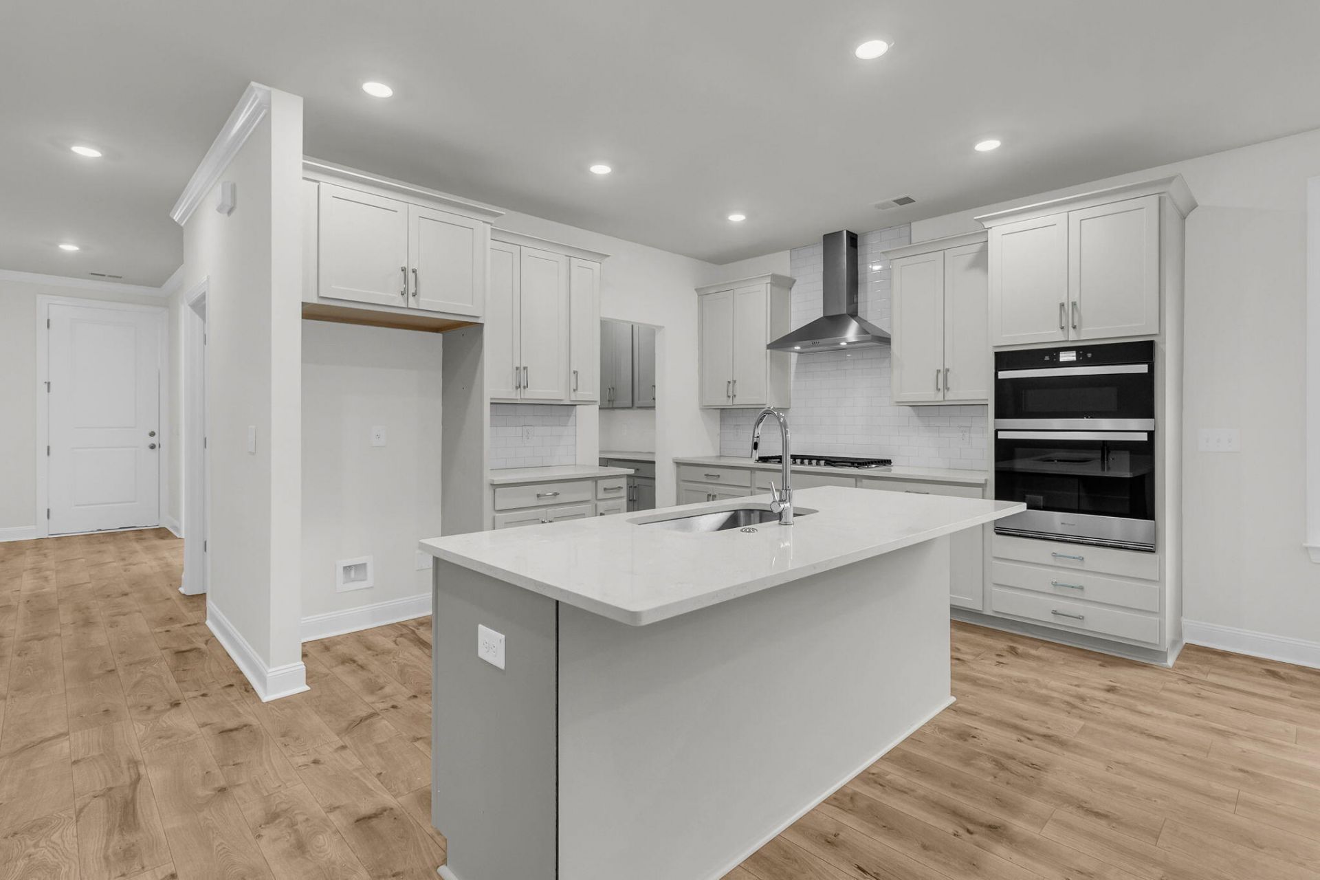 335 Cherry Orchard Drive Photo 14