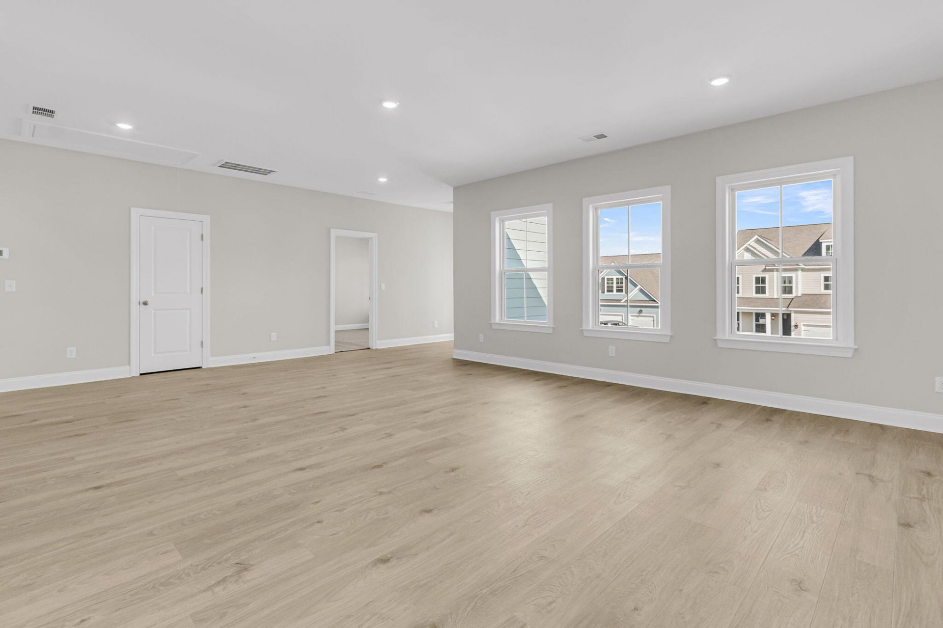 340 Cherry Orchard Drive Photo 10