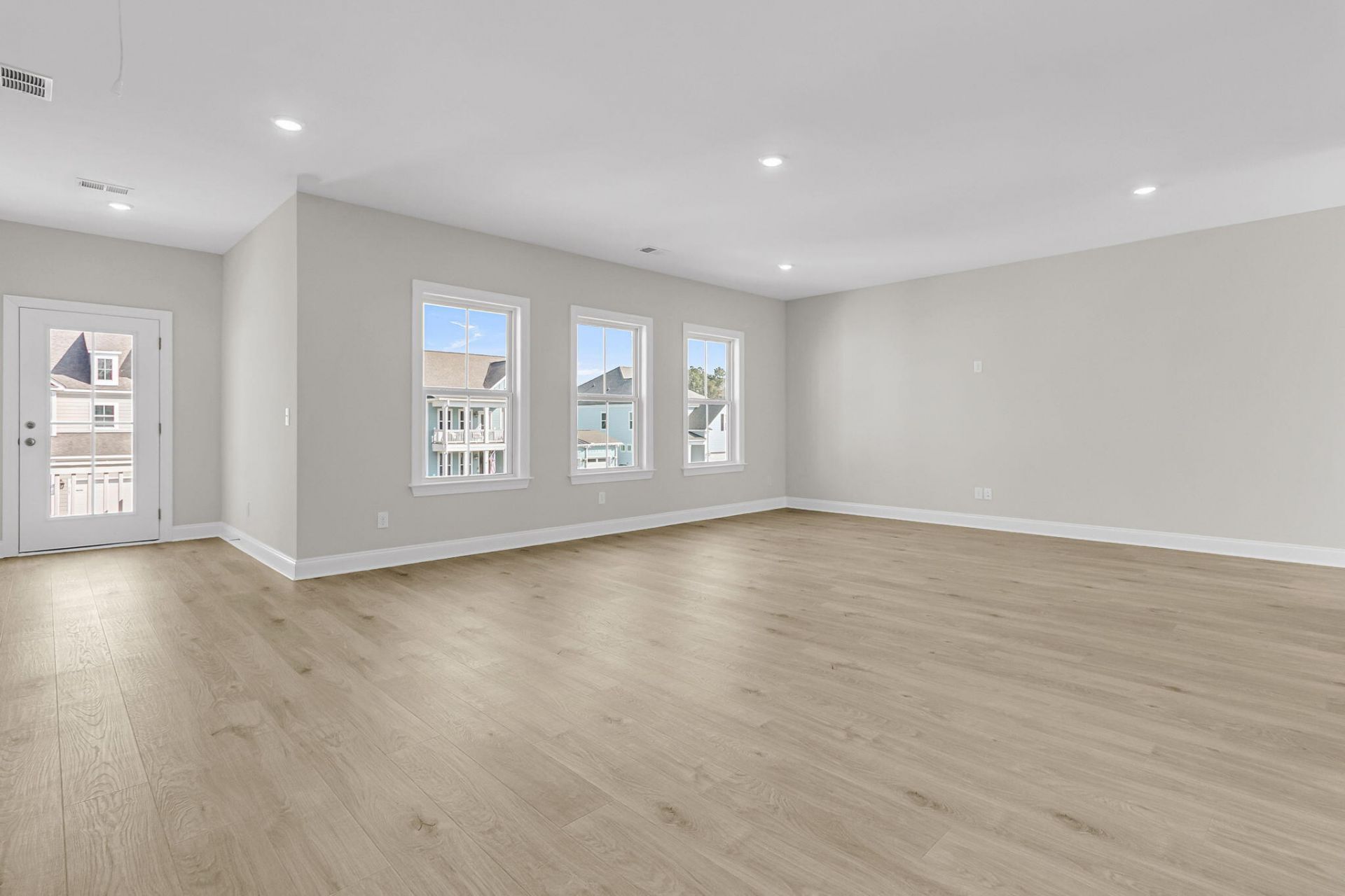 340 Cherry Orchard Drive Photo 14