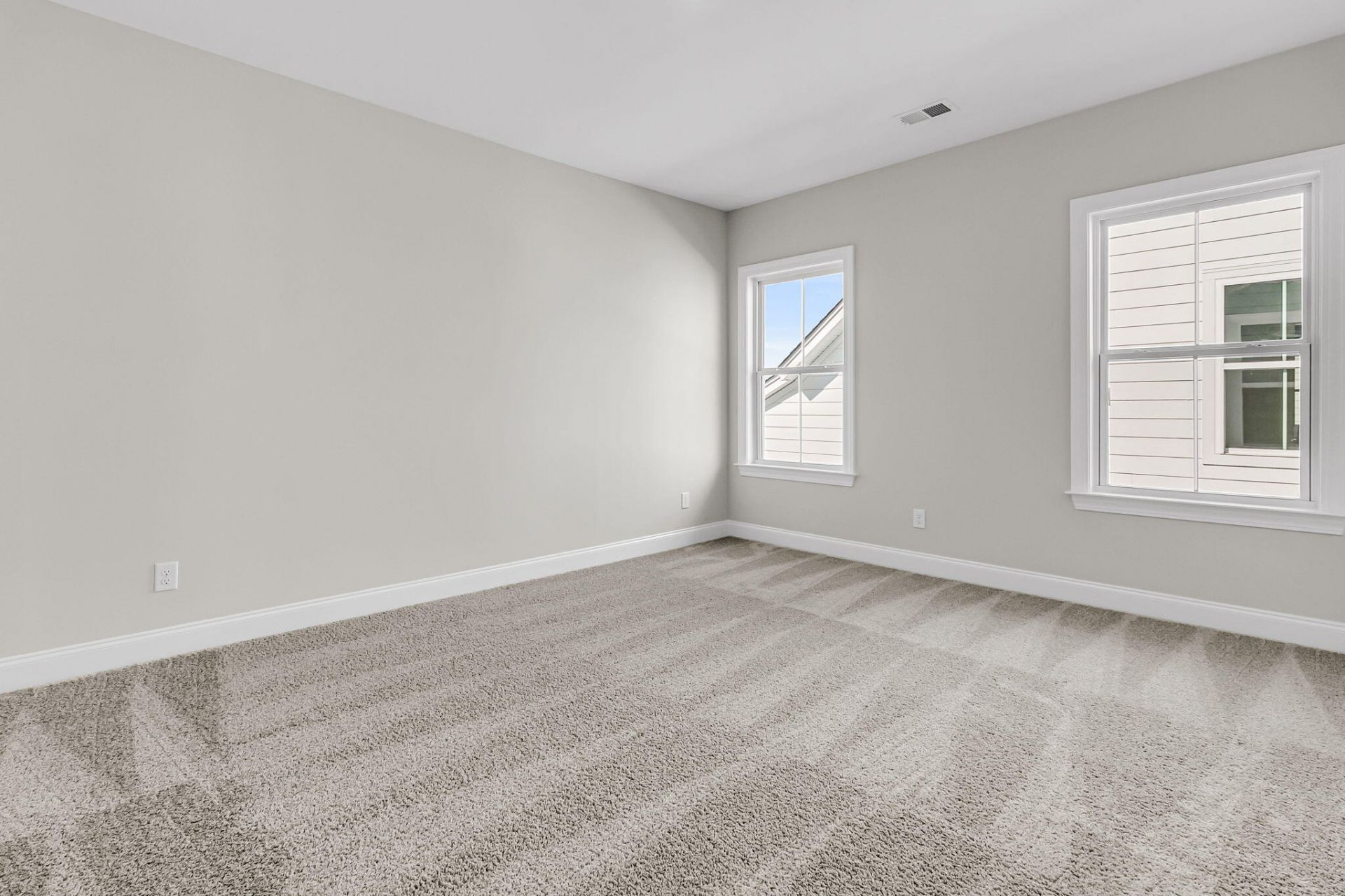 340 Cherry Orchard Drive Photo 25