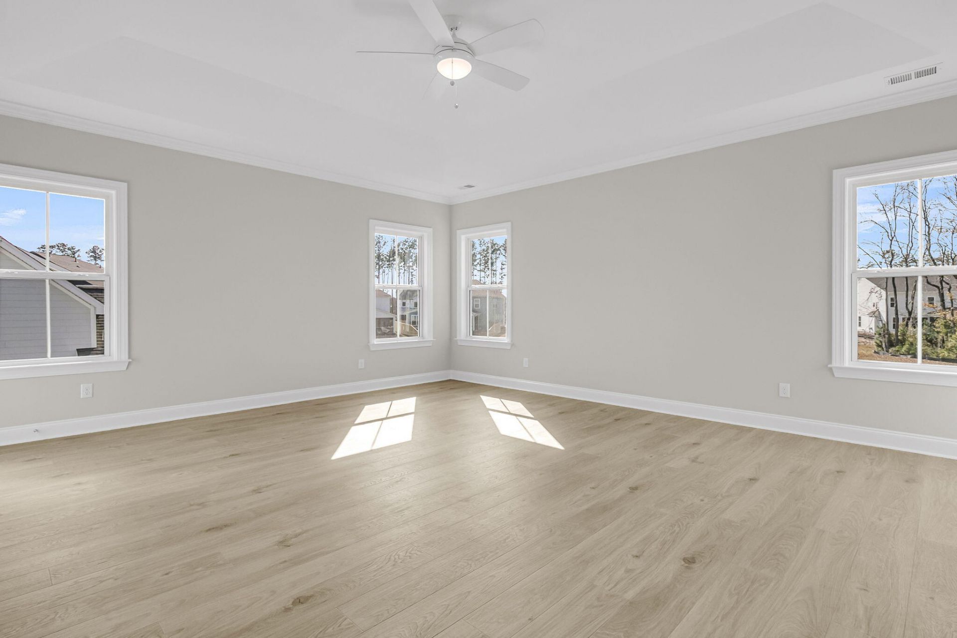 340 Cherry Orchard Drive Photo 3