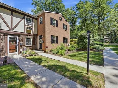 207 WALNUT HILL ROAD, Unit 11, WEST CHESTER, PA 19382