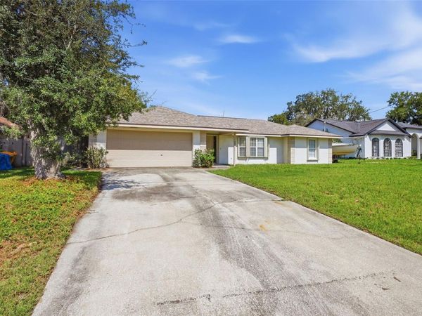 382 BLYTHVILLE AVENUE , DELTONA, FL 32725