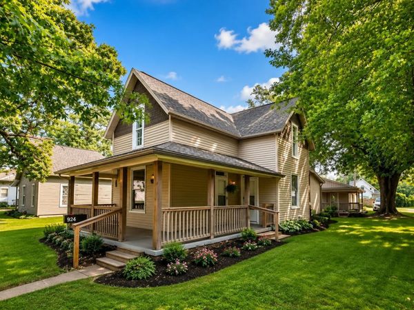 524 N Market Street, Winamac, IN 46996