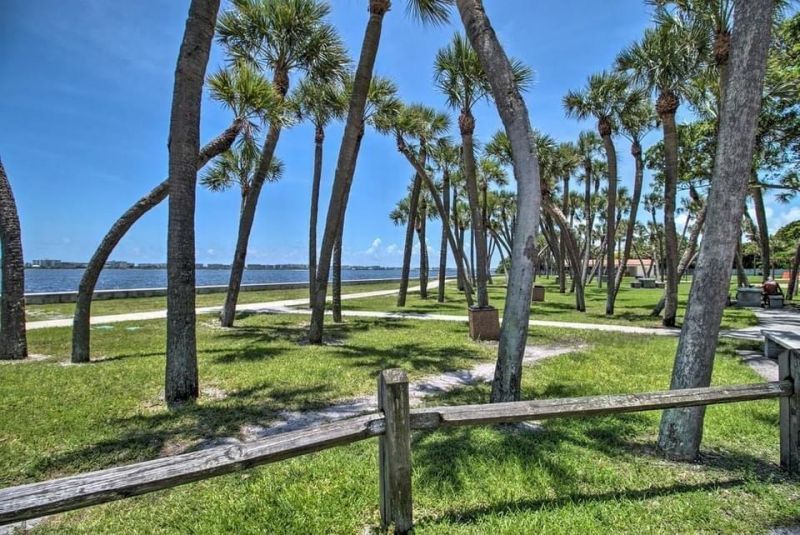 407 S Lakeside Drive, Unit A, Lake Worth Beach, FL 33460 Photo