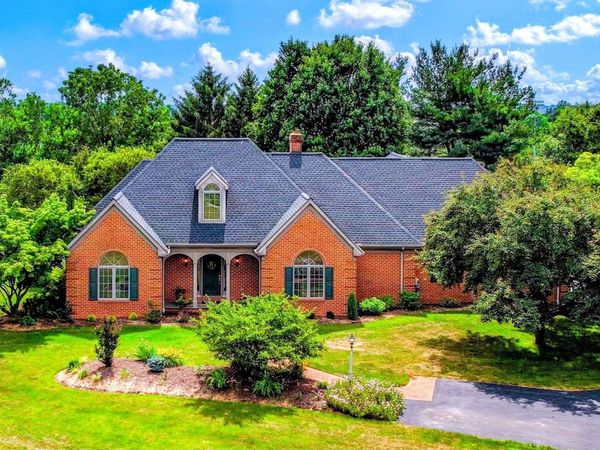 986 HAMMON AVENUE, EPHRATA, PA 17522