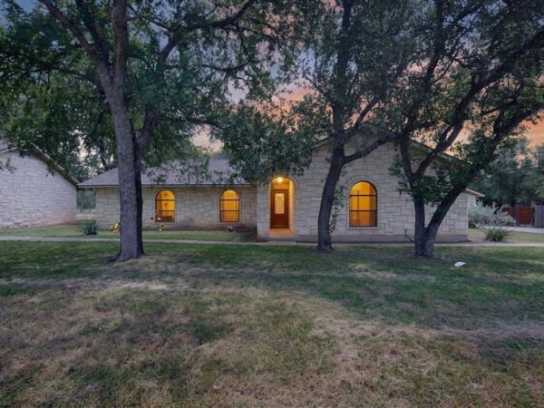 1002 Adventure LN, Cedar Park, TX 78613