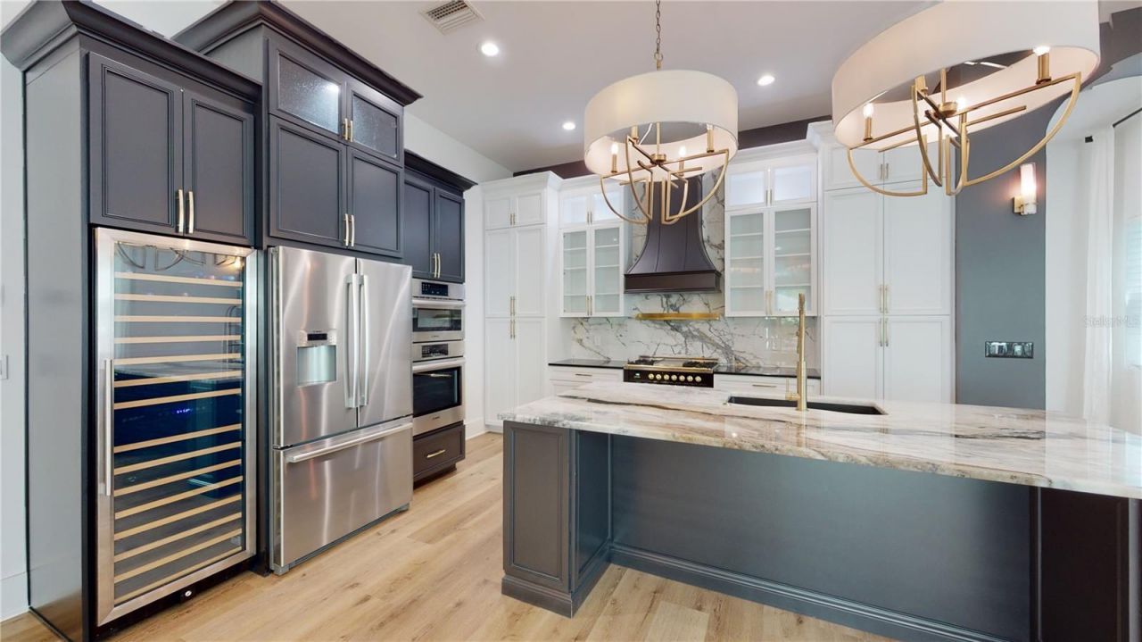 1068 19th Avenue N, Saint Petersburg, FL 33704 Photo