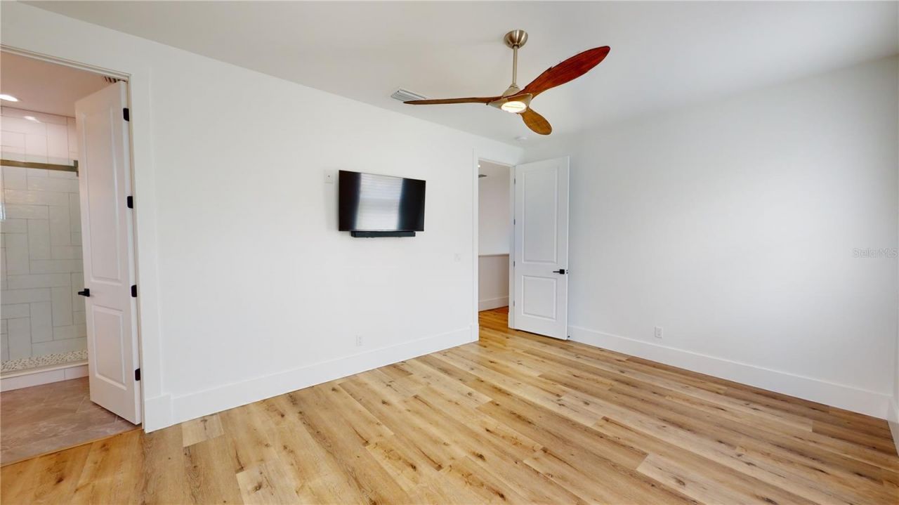 1068 19th Avenue N, Saint Petersburg, FL 33704 Photo