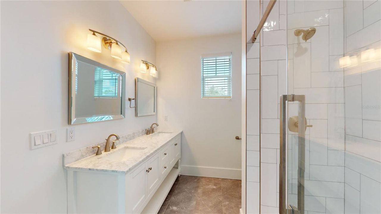 1068 19th Avenue N, Saint Petersburg, FL 33704 Photo
