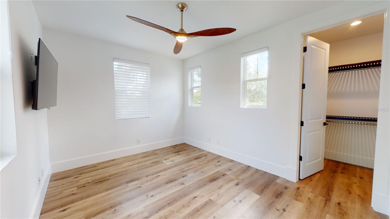1068 19th Avenue N, Saint Petersburg, FL 33704 Photo