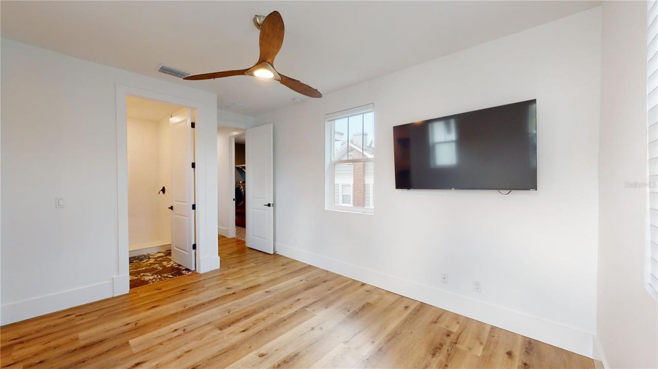1068 19th Avenue N, Saint Petersburg, FL 33704 Photo