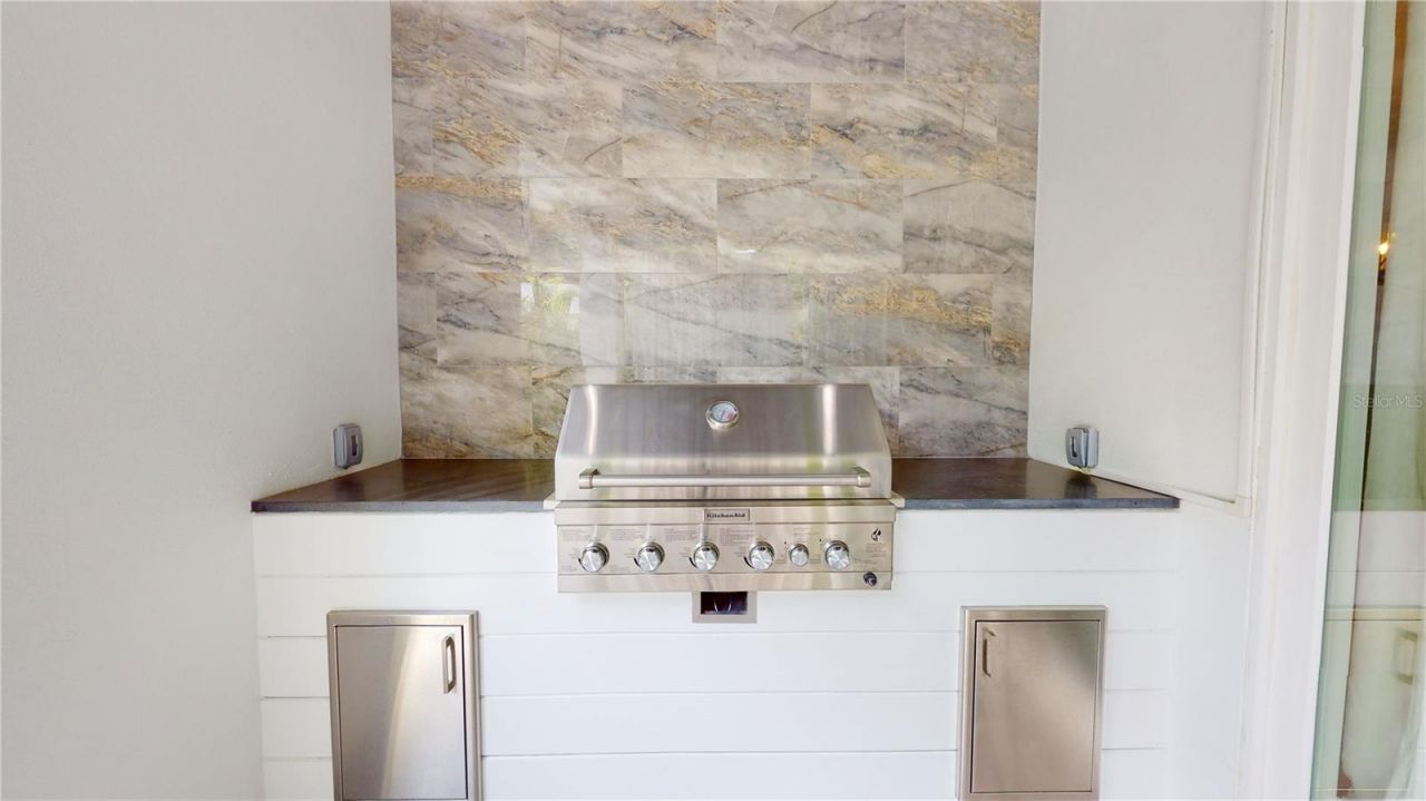 1068 19th Avenue N, Saint Petersburg, FL 33704 Photo