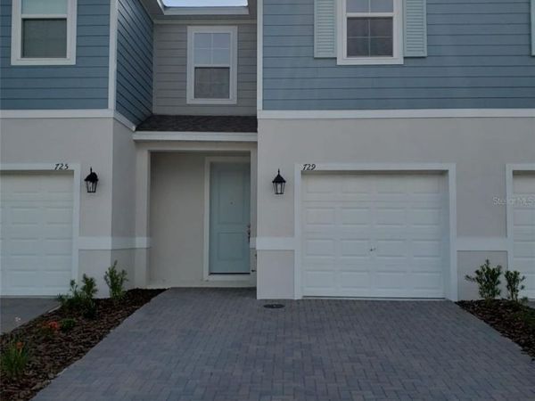 729 MAPLE OAK DRIVE , DELAND, FL 32720
