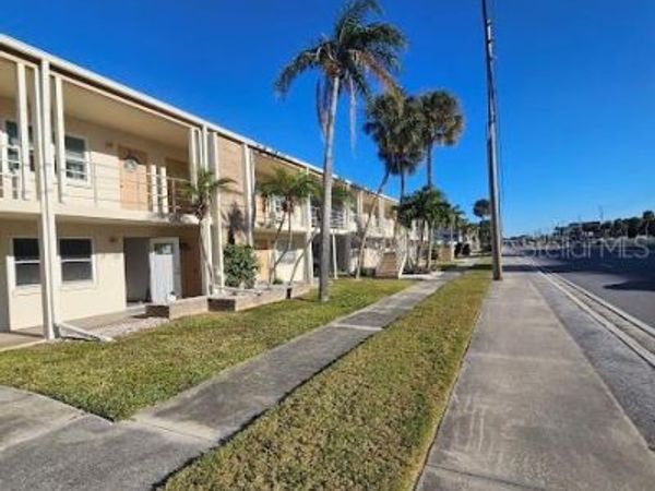 4565 DUHME ROAD , Unit 207, ST PETERSBURG, FL 33708