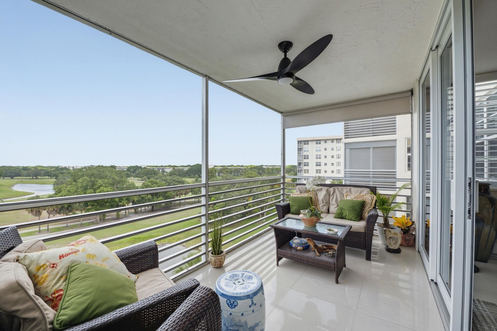 3510 Oaks Way, Unit 703, Pompano Beach, FL 33069 Photo